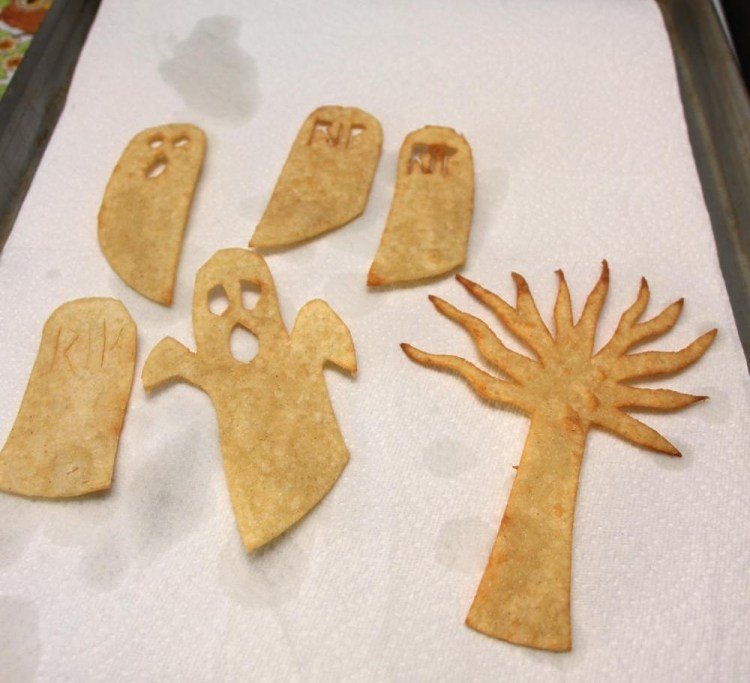 halloween-fest-recept-dekor-ät-deg-baka-träd-spöken-gör-dig-själv