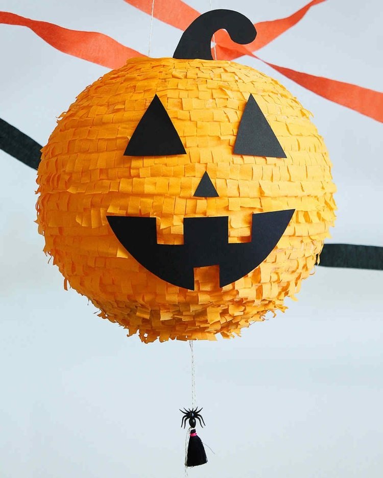 Gör Halloween piñata pumpa Jack O'Lantern själv