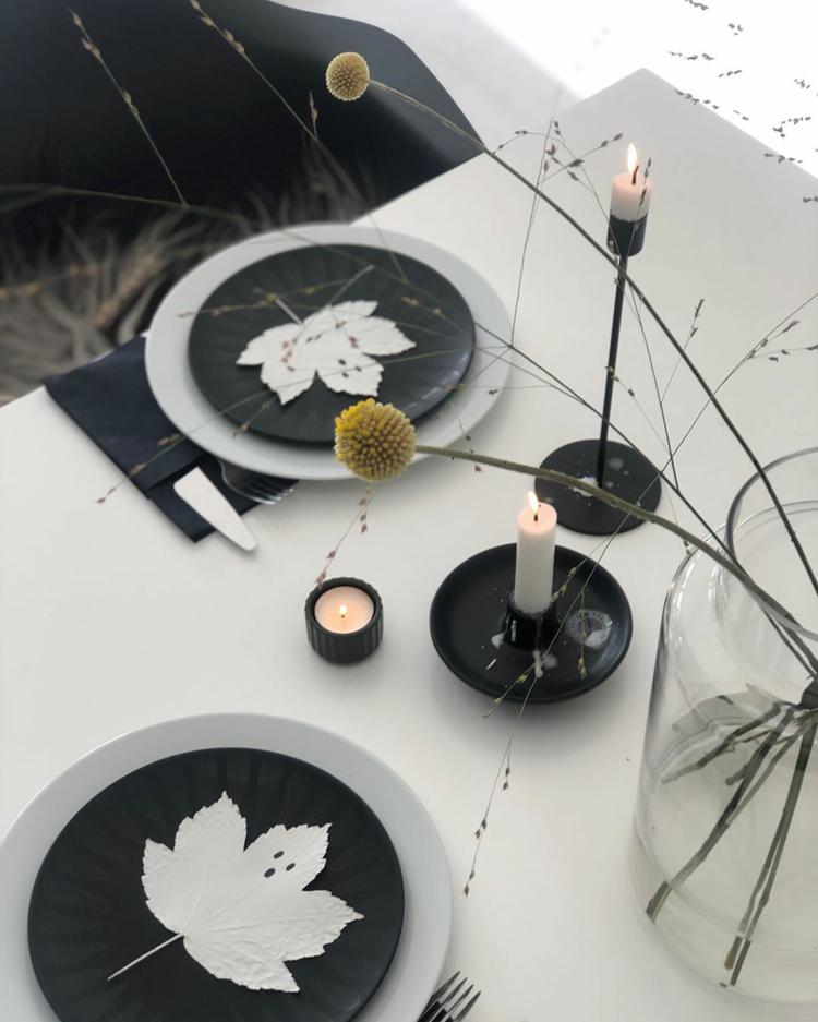 målade löv som spöken för bordsdekoration