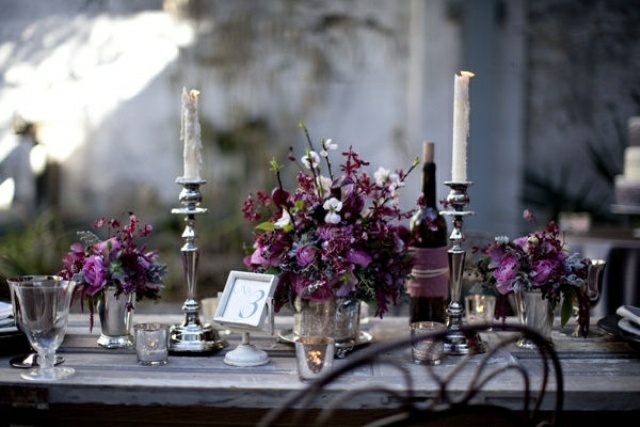 bordsarrangemang lila halloween bröllopsvin