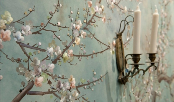 Körsbärsträdet blommar klassisk prydnad blå bakgrund