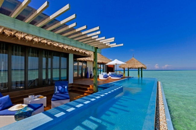 Infinity Pool Bungalows Villa-Exotic Sunbeds-Maldives Islands