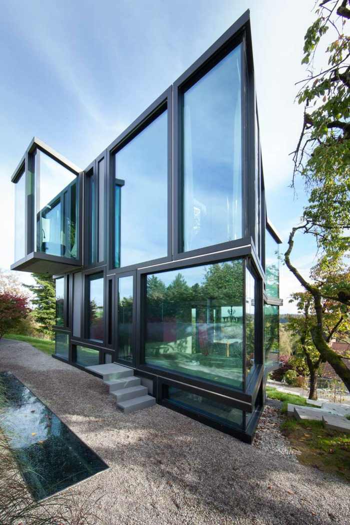hus av glas zurich arkitektur ingång trädgård väg