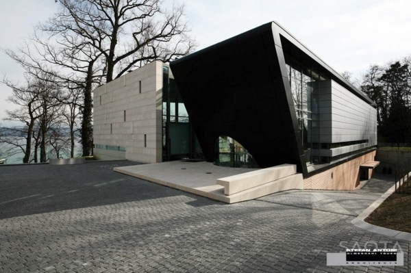 minimalistiskt arkitekturhus stad Schweiz