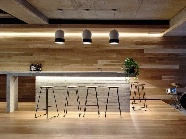 trä inre vägg tak betong bar design barstol