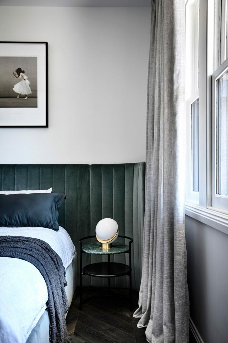 tidlös sovrumsmöbler i fransk stil med eleganta sänglampor
