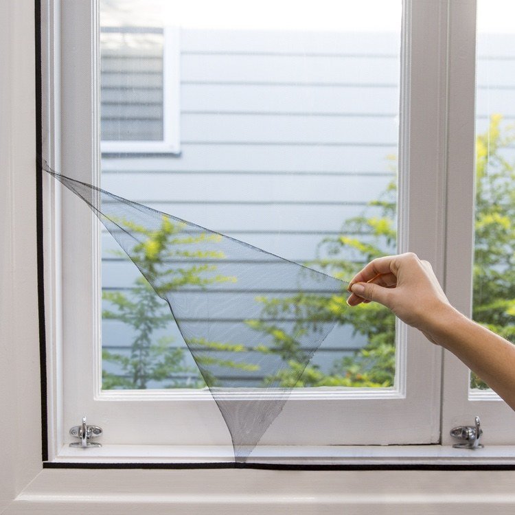 Installera ormgaller för fönster och dörrar