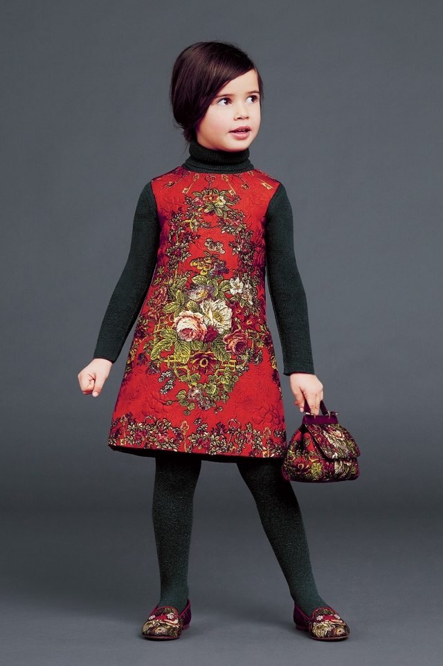 Kläder-små-tjejer-dolce-gabbana-vinter-2015-långärmad-klänning-turtleneck