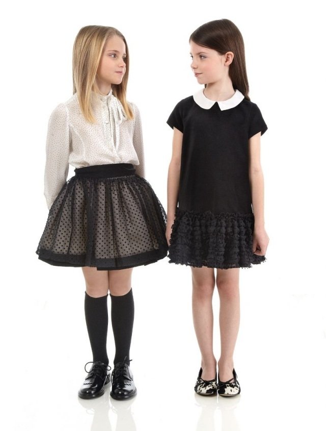 svart-vit-chiffong-kjol-tjejer-mode-fendi-tillbaka till skolan
