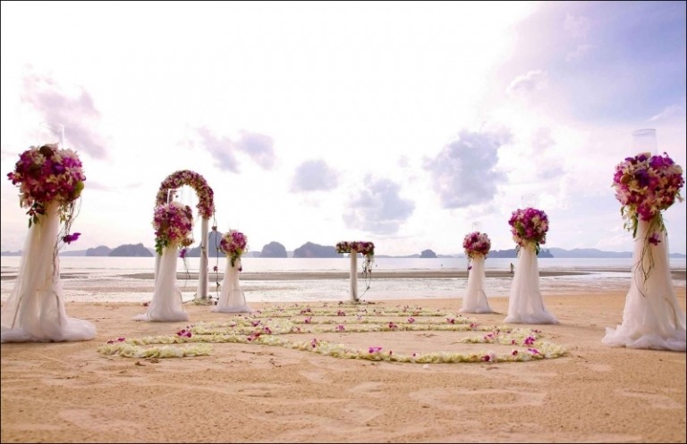 Bröllop-strand-färsk-blomma-idéer
