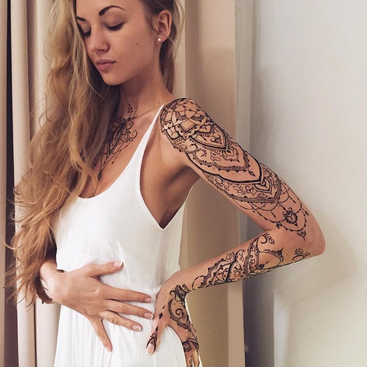 Gör henna-tatuering själv-skulder-arm-hand-bröst