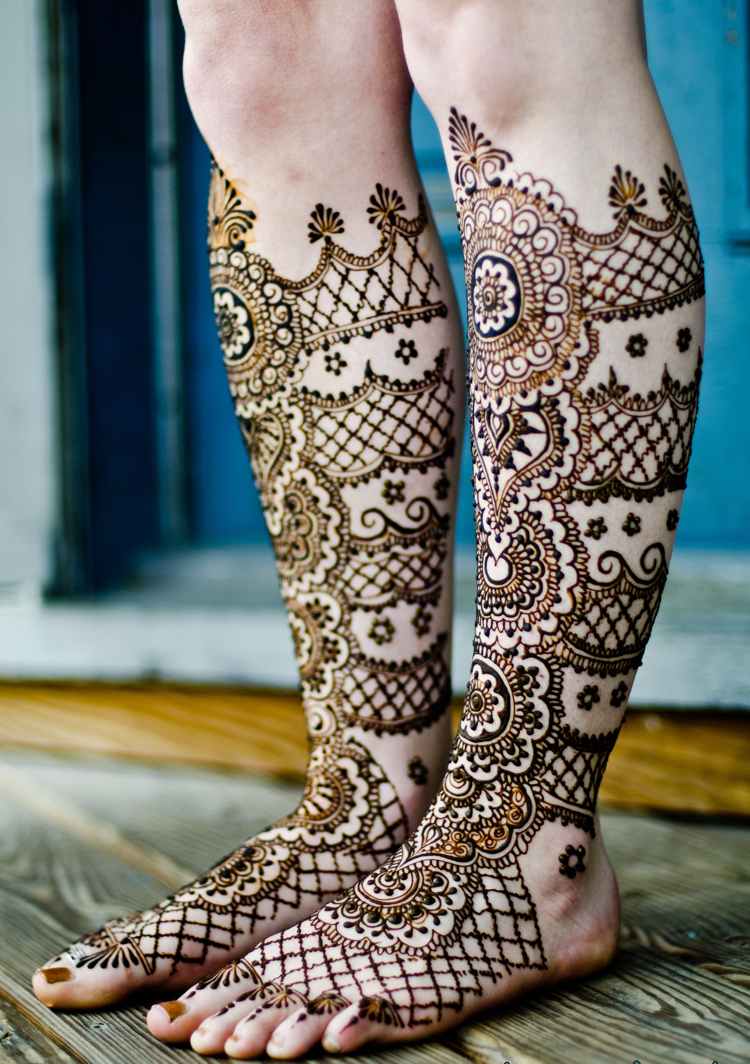 henna-tatuering-gör-det-själv-fötter-kalvar-fantastiska