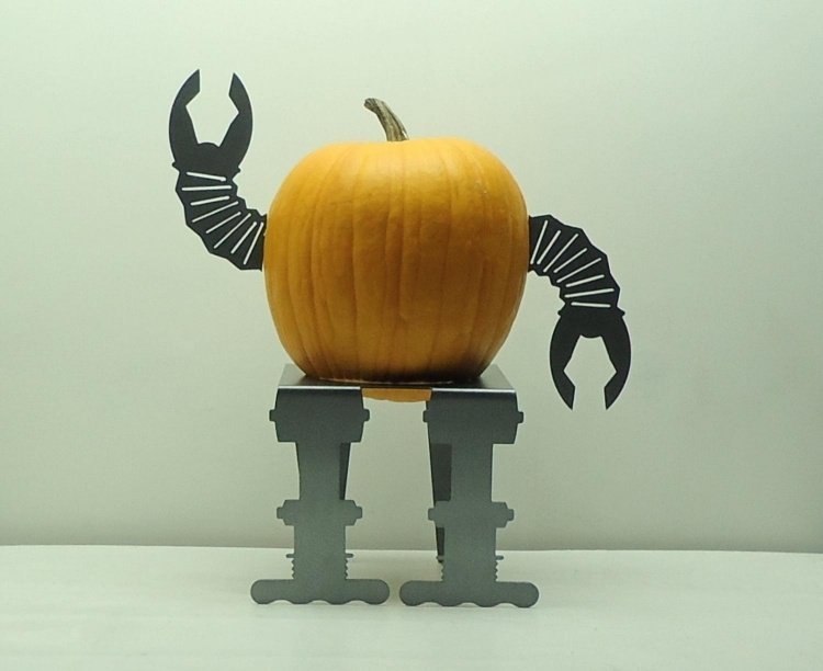 Herbst-kurbis-inomhus-stå-robot-gör-det-själv-kartong-kreativ