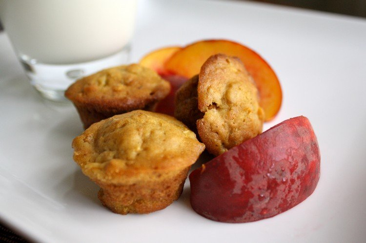höst-recept-brunch-idéer-persika-muffins