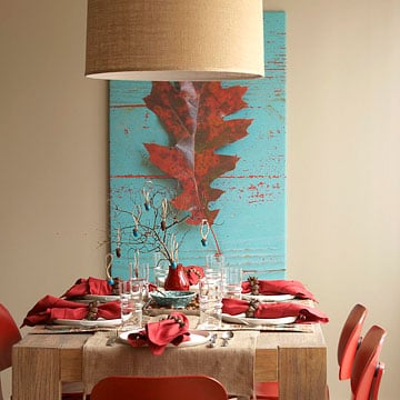 höstdekoration naturmaterial hantverk idéer bordsdekoration väggmålning ekollonblad