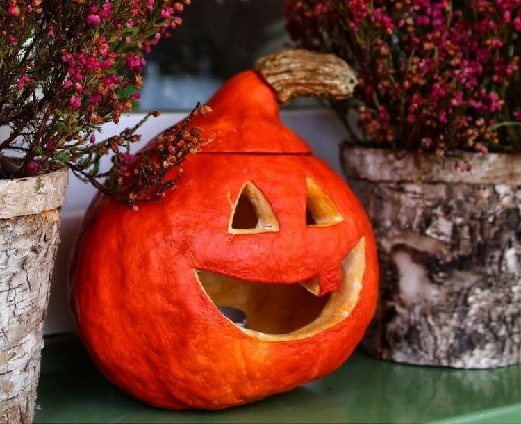 höst-dekoration-hokkaido-pumpa-carving-värmeljushållare