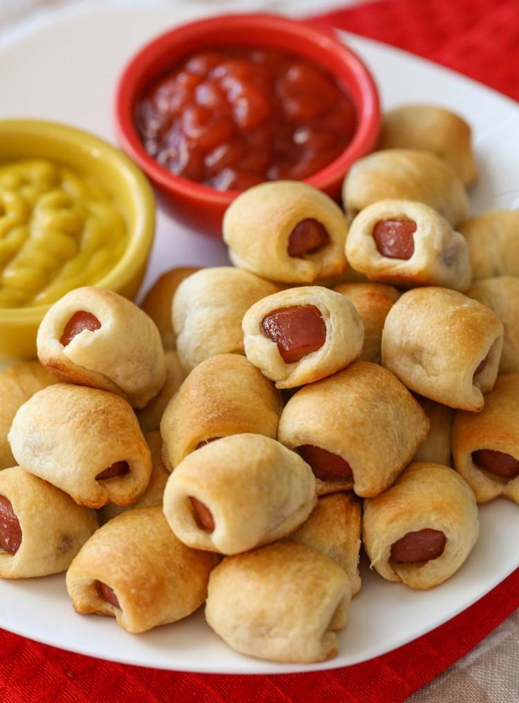 rejäla mellanmål-mini-korv-sås-fingermatsdeg