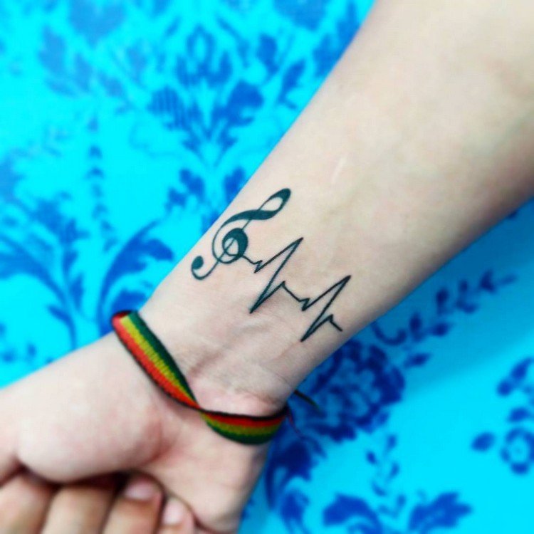 tatuering hjärtslag nyckel musiker tatueringar idéer