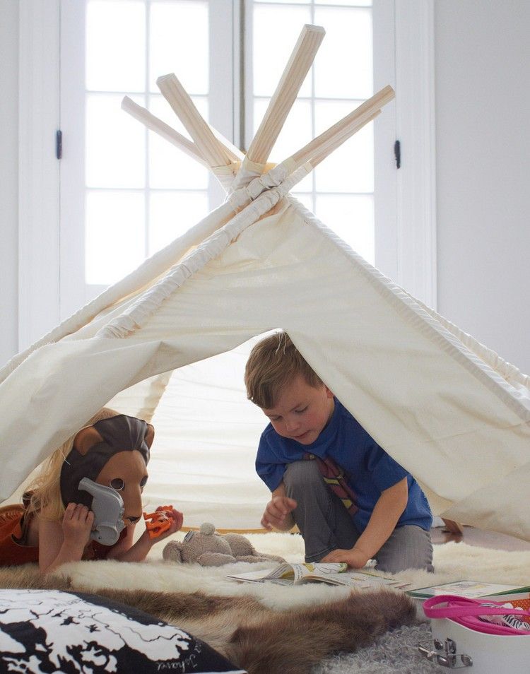 DIY grotta för barn träskivor lakensladd