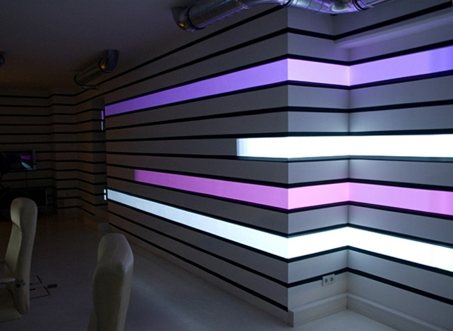 interaktiv videovägg lila vit LED -belysning Österrike