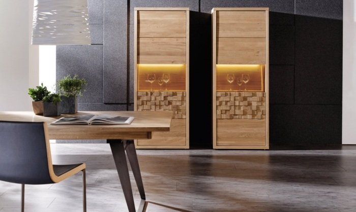 Highboard-design-med-dörrar-matsal-utställningar-Voglauer-V-Quadro