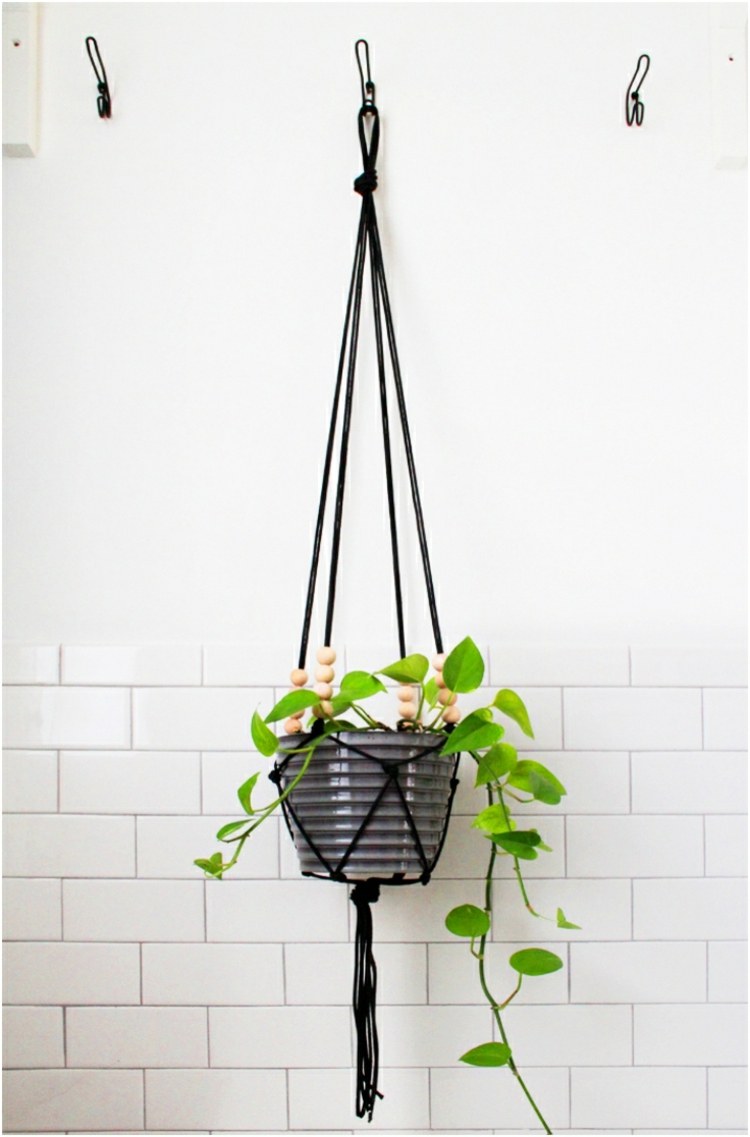 hängande planters-modern-svart-macrame-hängande-växt