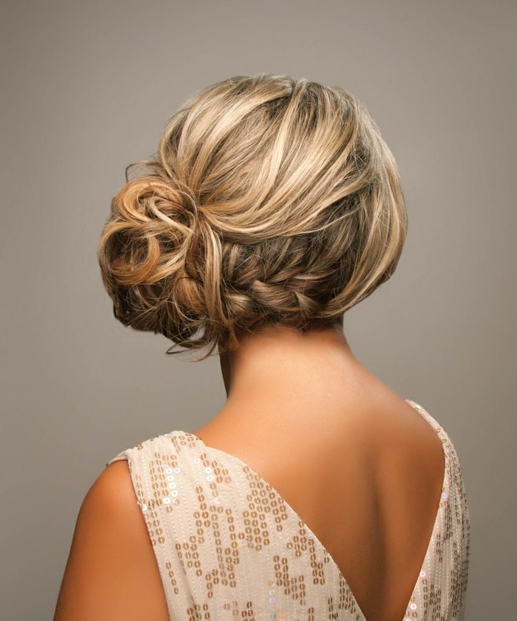 updos gör själv updos i sidled bulle avslappnad rygglös outfit