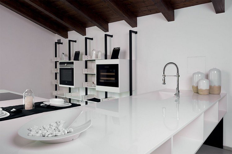 keramisk-bänkskiva-kök-vit-blank-bänkskiva-elegant