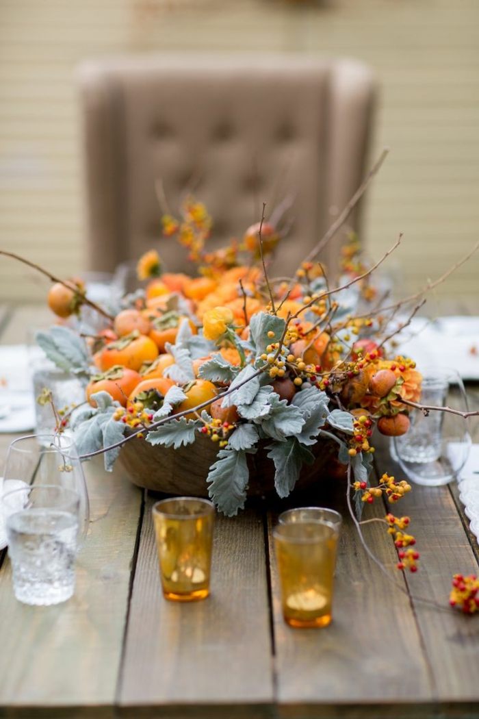 höstbröllop tacksägelse bordsdekoration orange blommor