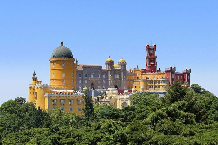 Bröllop i Pena Palace Portugal vackra romantiska slott Europa