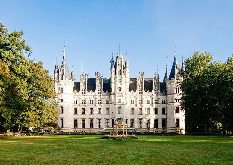 Bröllop slott chateau de challain frankrike romantiska slott europa gifta sig