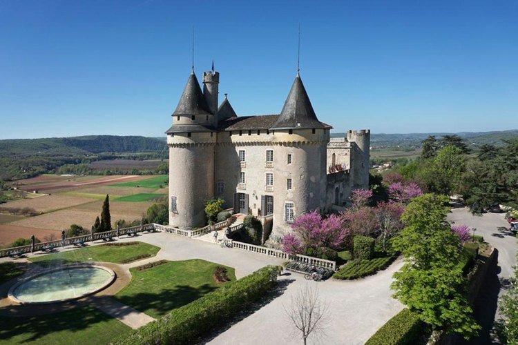 Bröllop i chateau de mercues Frankrikes vackraste slott i Europa