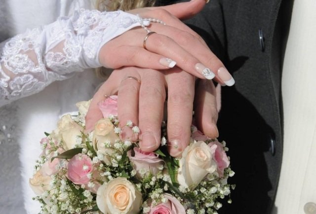 bröllop naglar-bilder-fransk-grädde-enkla-hjärta-dekorationer