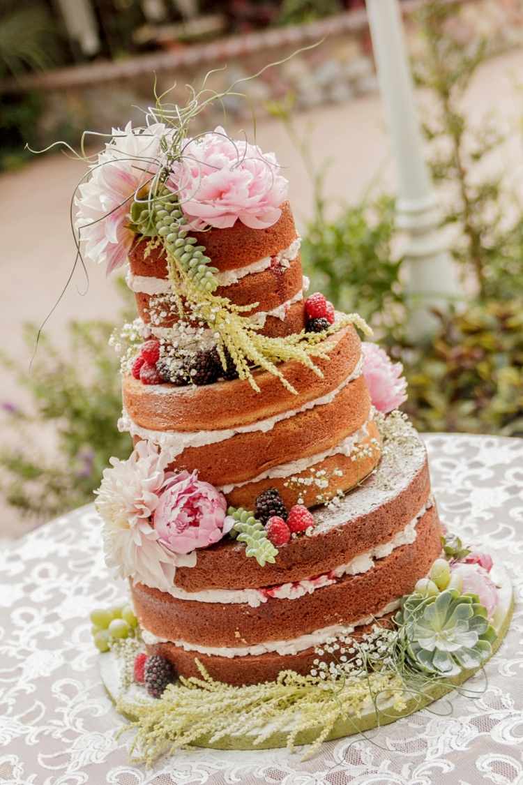 bröllop-tårta-fondant-tier-tårta-saftiga-vår-pion