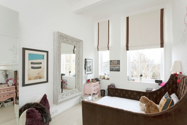 lyxig lägenhet london vägg spegel längd ram