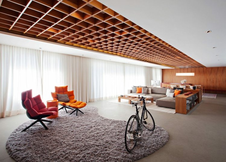 trä tak design-vardagsrum-modern-matta-lounge-stolar