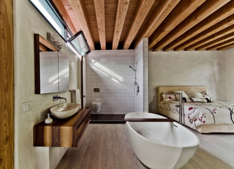 Trägolv-badrum-modernt-badrum-design-fristående badkar