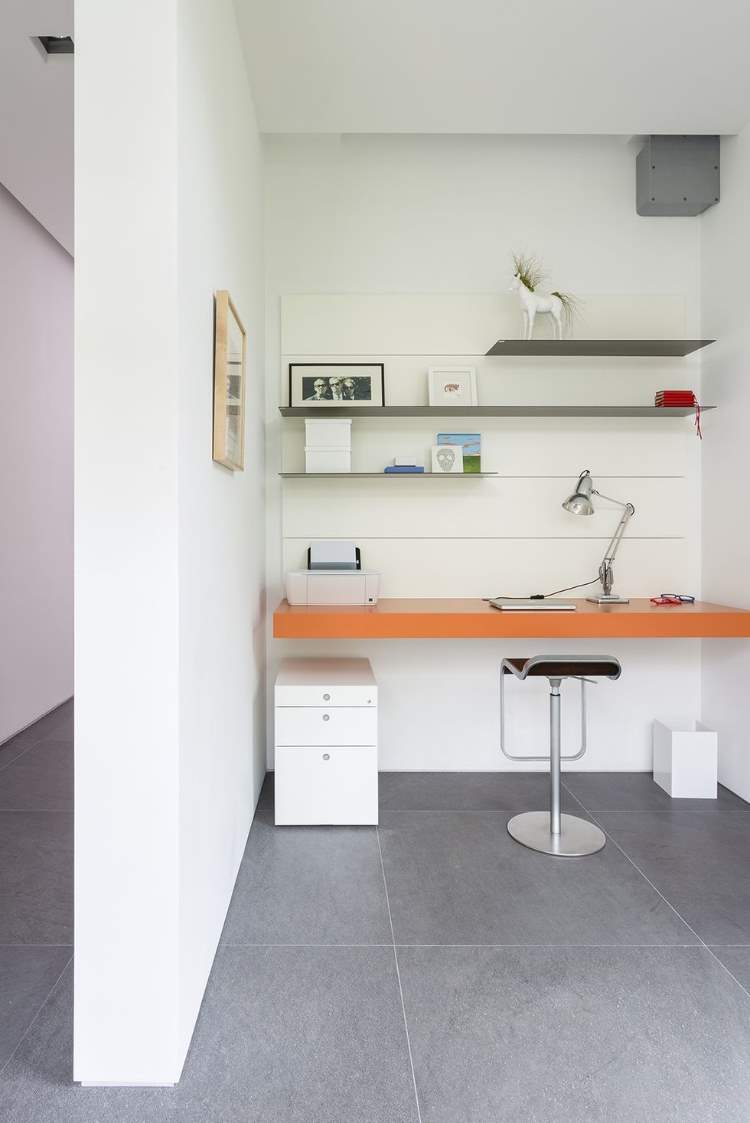 Inred en liten lägenhet på ett modernt sätt Dekorera ditt hemmakontor