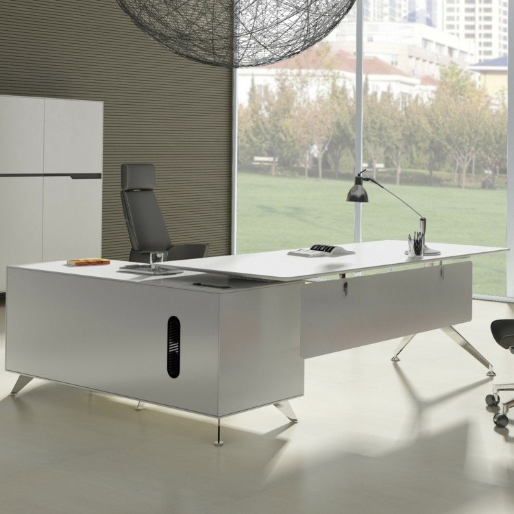 skrivbord hemmakontor stor modell vit metall ben hörn design lampa kontor