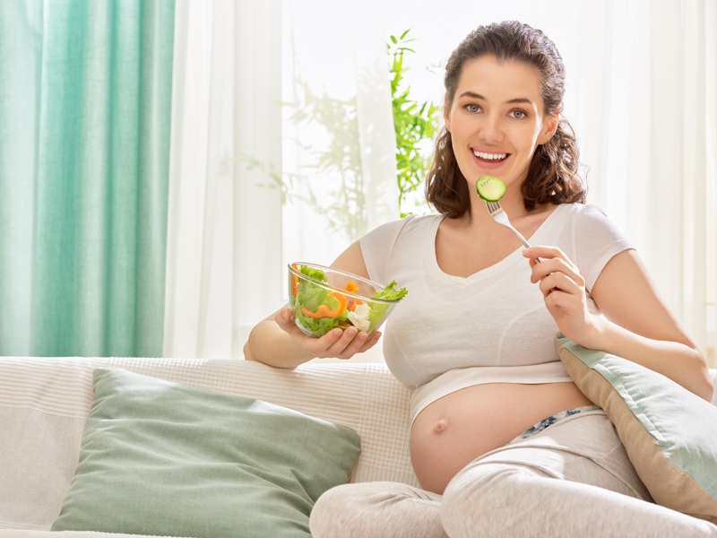 Πόσες θερμίδες πρέπει να καταναλώνετε κατά τη διάρκεια της εγκυμοσύνης