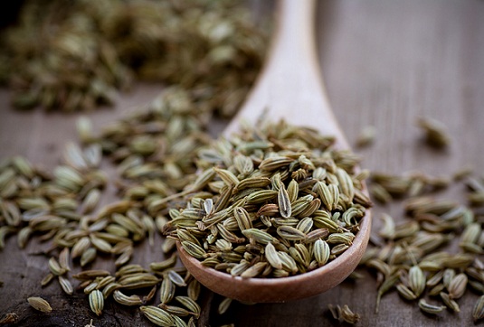 Αρχικά διορθωτικά μέτρα για φουσκωμένους σπόρους μάραθου και τσάι