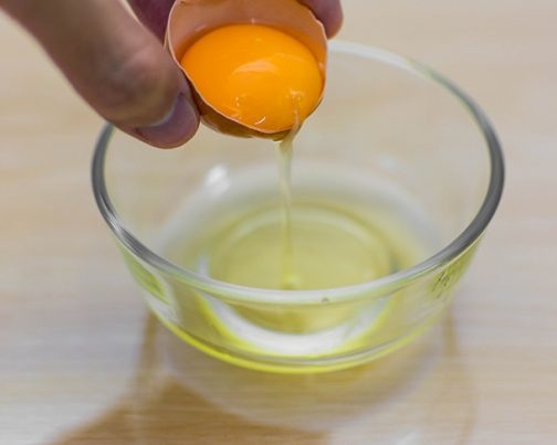 Ασπράδια αυγών για τη μείωση των ρυτίδων στο πρόσωπο