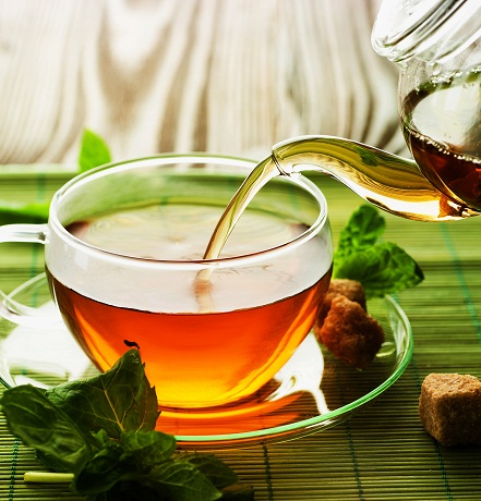 Τσάι βοτάνων με μέλι