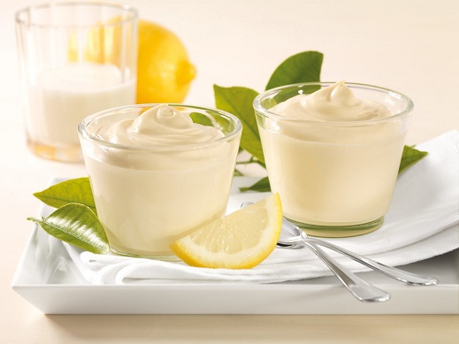 Milk Cream and Lemon Skin Rejuvenation Mas