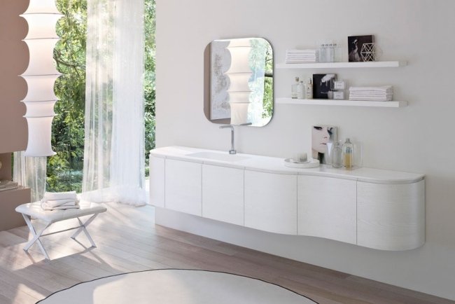 Italienska badrumsmöbler designidéer-moderna vita dörrhandtag-fria handfatstvättar