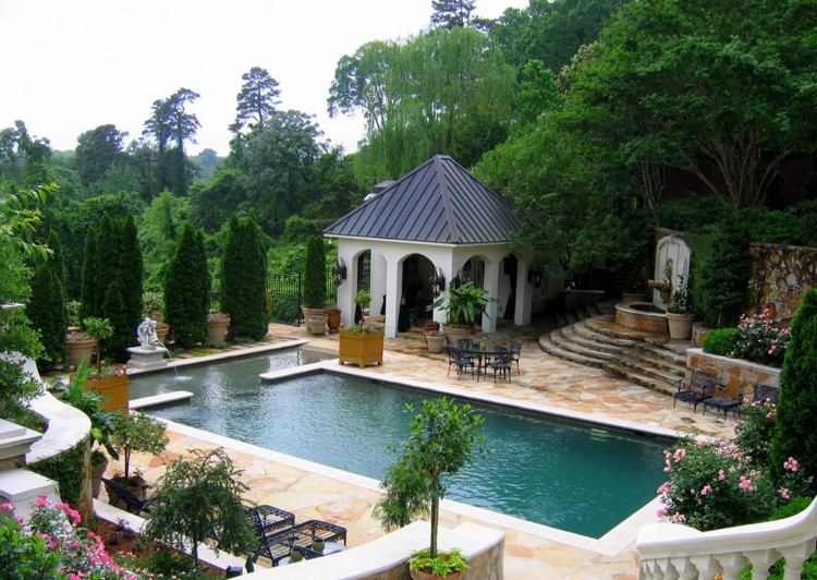 gammal-europeisk stil-trädgård-design-medelhavs-kakel-sandsten-pool