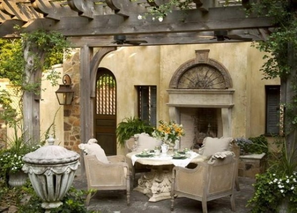 möblering trädgård terrass möbler trä pergola gammal europeisk stil