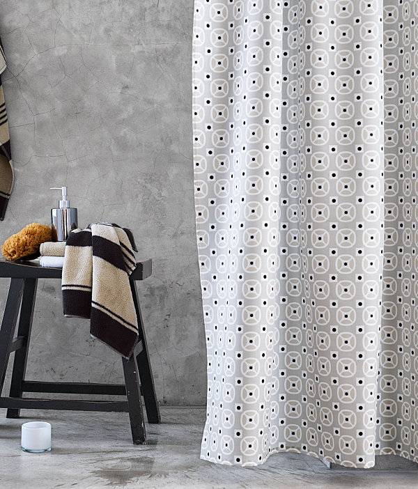 geometriska mönsteridéer för dekoration av duschdraperier