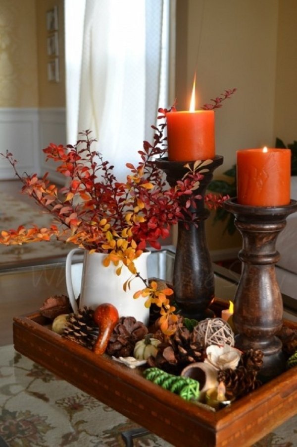 Hjärt-av-höstens-bord-dekoration-fascinerande-färger-naturmaterial