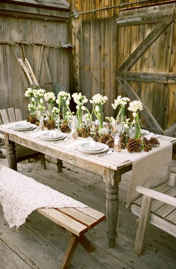 kottar-grönska-idéer-höst-dekoration-trädgård-bord-rustika-bänkar